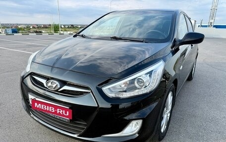 Hyundai Solaris II рестайлинг, 2014 год, 938 000 рублей, 19 фотография