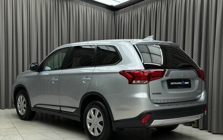 Mitsubishi Outlander III рестайлинг 3, 2017 год, 1 999 000 рублей, 6 фотография