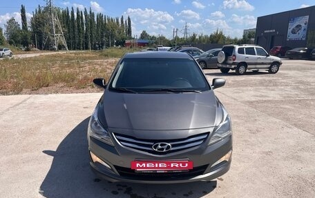 Hyundai Solaris II рестайлинг, 2014 год, 730 000 рублей, 2 фотография