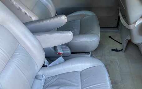KIA Carnival III, 2005 год, 800 000 рублей, 3 фотография
