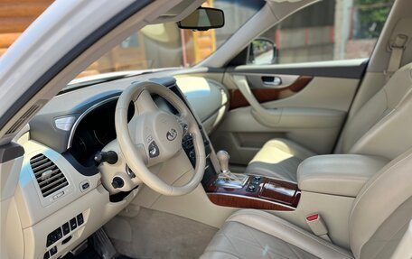 Infiniti QX70, 2014 год, 2 450 000 рублей, 5 фотография