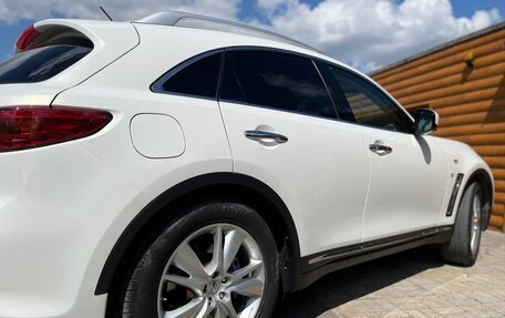 Infiniti QX70, 2014 год, 2 450 000 рублей, 3 фотография