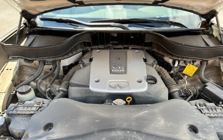 Infiniti QX70, 2014 год, 2 450 000 рублей, 12 фотография