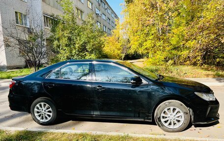 Toyota Camry, 2017 год, 2 150 000 рублей, 11 фотография