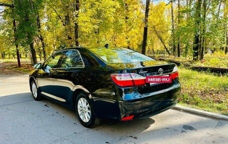 Toyota Camry, 2017 год, 2 150 000 рублей, 6 фотография