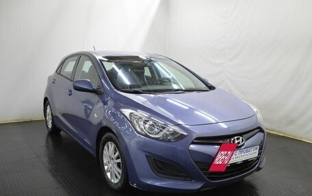 Hyundai i30 II рестайлинг, 2013 год, 826 000 рублей, 3 фотография