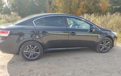 Toyota Avensis III рестайлинг, 2010 год, 900 000 рублей, 1 фотография