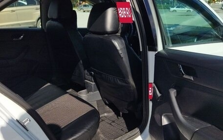 Skoda Rapid I, 2017 год, 800 000 рублей, 3 фотография