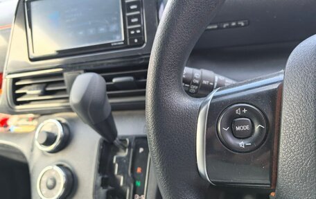 Toyota Sienta II, 2021 год, 1 365 000 рублей, 12 фотография