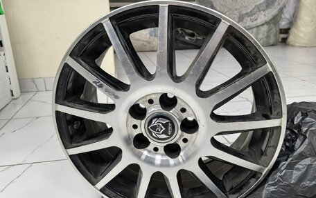 Toyota Sienta II, 2021 год, 1 365 000 рублей, 20 фотография