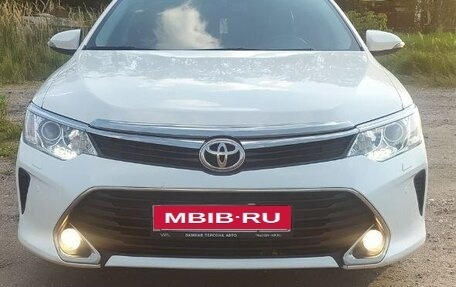Toyota Camry, 2016 год, 2 400 000 рублей, 2 фотография