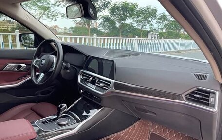 BMW 3 серия, 2022 год, 2 702 500 рублей, 4 фотография