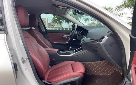 BMW 3 серия, 2022 год, 2 702 500 рублей, 9 фотография