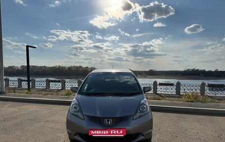 Honda Fit III, 2009 год, 850 000 рублей, 2 фотография
