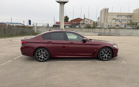 BMW 5 серия, 2023 год, 7 035 000 рублей, 2 фотография