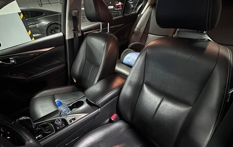 Infiniti Q50 I рестайлинг, 2016 год, 2 500 000 рублей, 13 фотография