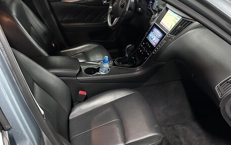 Infiniti Q50 I рестайлинг, 2016 год, 2 500 000 рублей, 15 фотография