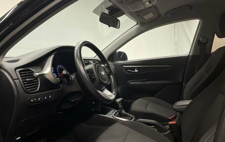 KIA Rio IV, 2021 год, 1 680 000 рублей, 10 фотография