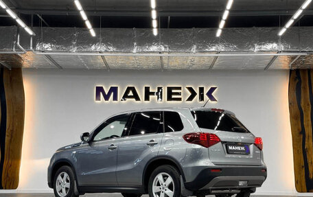 Suzuki Vitara II рестайлинг, 2019 год, 1 900 000 рублей, 4 фотография