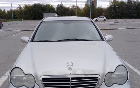 Mercedes-Benz C-Класс, 2000 год, 385 000 рублей, 2 фотография