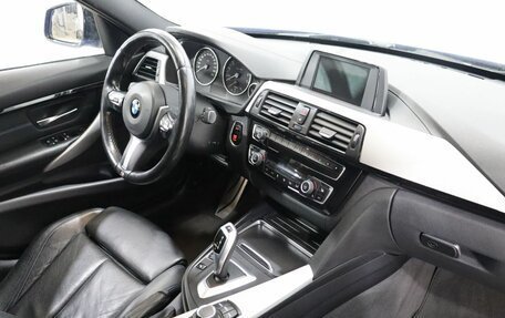 BMW 3 серия, 2018 год, 2 750 000 рублей, 10 фотография