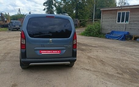 Peugeot Partner II рестайлинг 2, 2012 год, 587 000 рублей, 3 фотография