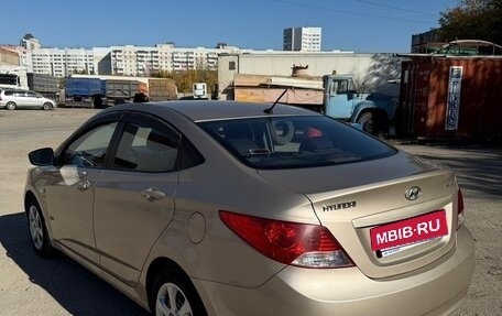 Hyundai Solaris II рестайлинг, 2013 год, 970 000 рублей, 3 фотография