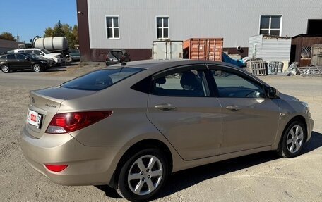 Hyundai Solaris II рестайлинг, 2013 год, 970 000 рублей, 9 фотография