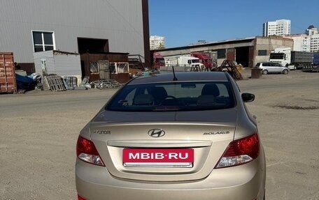 Hyundai Solaris II рестайлинг, 2013 год, 970 000 рублей, 12 фотография