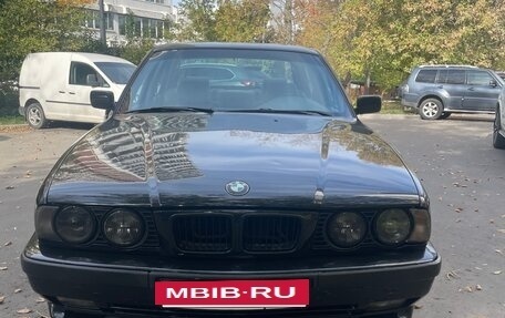 BMW 5 серия, 1995 год, 750 000 рублей, 2 фотография