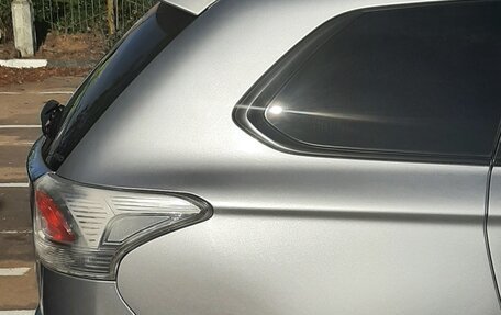 Mitsubishi Outlander III рестайлинг 3, 2012 год, 1 800 000 рублей, 12 фотография