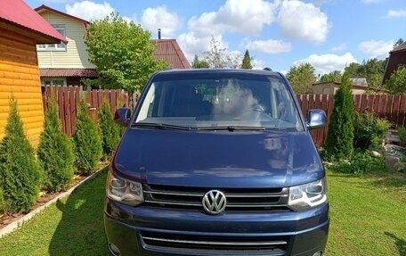 Volkswagen Multivan T5, 2012 год, 2 100 000 рублей, 2 фотография