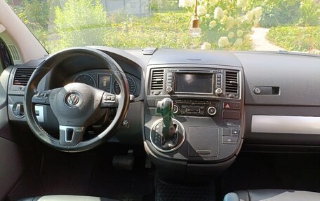 Volkswagen Multivan T5, 2012 год, 2 100 000 рублей, 9 фотография