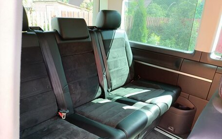 Volkswagen Multivan T5, 2012 год, 2 100 000 рублей, 15 фотография