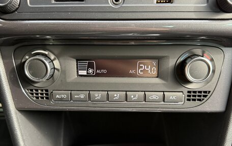 Volkswagen Polo VI (EU Market), 2018 год, 1 200 000 рублей, 7 фотография