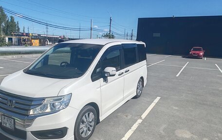 Honda Stepwgn IV, 2013 год, 1 600 000 рублей, 2 фотография