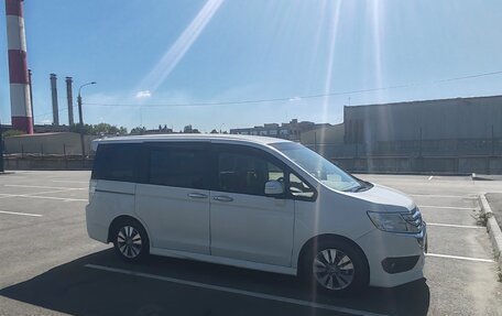 Honda Stepwgn IV, 2013 год, 1 600 000 рублей, 4 фотография