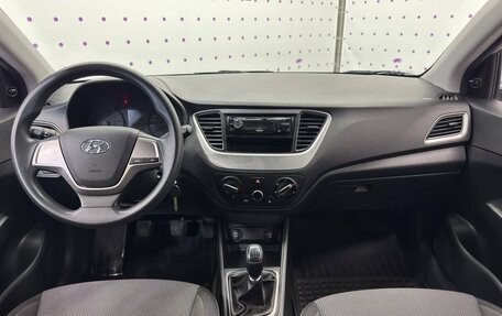 Hyundai Solaris II рестайлинг, 2018 год, 825 000 рублей, 17 фотография