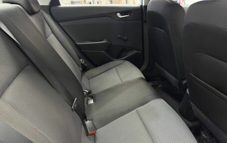 Hyundai Solaris II рестайлинг, 2018 год, 825 000 рублей, 18 фотография