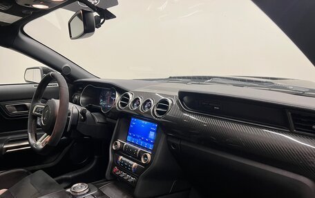 Ford Mustang VI рестайлинг, 2021 год, 14 990 000 рублей, 11 фотография
