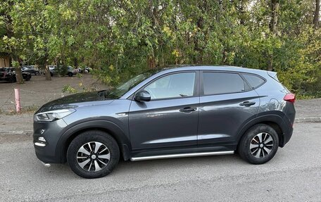 Hyundai Tucson III, 2015 год, 1 740 000 рублей, 2 фотография
