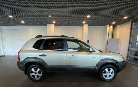 Hyundai Tucson III, 2005 год, 310 000 рублей, 2 фотография