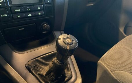 Hyundai Tucson III, 2005 год, 310 000 рублей, 28 фотография