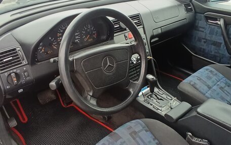 Mercedes-Benz C-Класс, 1996 год, 235 000 рублей, 6 фотография