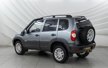 Chevrolet Niva I рестайлинг, 2015 год, 698 000 рублей, 5 фотография