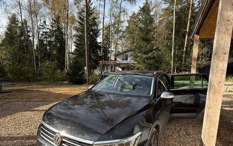 Volkswagen Passat B8 рестайлинг, 2020 год, 3 000 000 рублей, 3 фотография