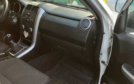 Suzuki Grand Vitara, 2011 год, 950 000 рублей, 10 фотография