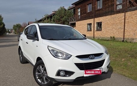 Hyundai ix35 I рестайлинг, 2013 год, 1 375 000 рублей, 2 фотография