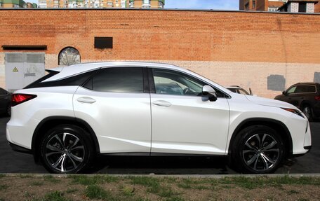 Lexus RX IV рестайлинг, 2017 год, 4 700 000 рублей, 5 фотография