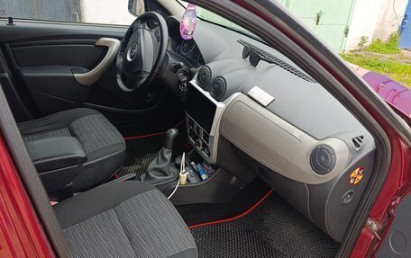Renault Logan I, 2010 год, 370 000 рублей, 5 фотография